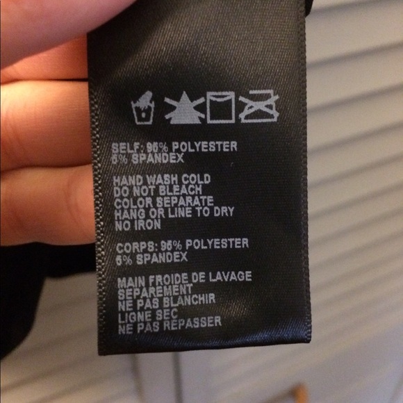 Pins And Needles Ruffle V-Neck Top BLACK - Picture 7 of 7